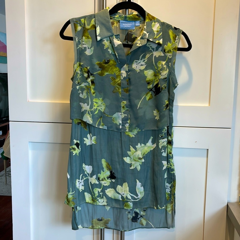 Simply Vera Wang Sleeveless Blouse